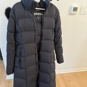 Aritzia The Supersnug Puff Long